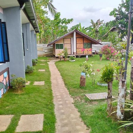 Bohol Junjals Backpackers Chalet מראה חיצוני תמונה