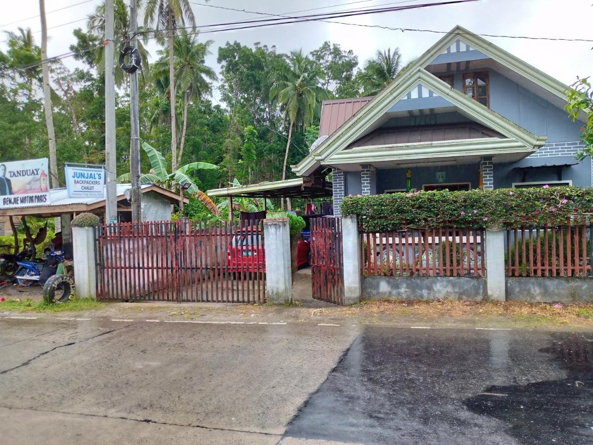 Bohol Junjals Backpackers Chalet מראה חיצוני תמונה